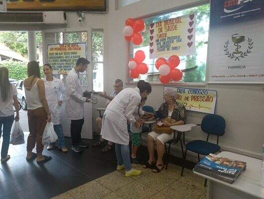 Estudantes da UniFSP participam do Dia Mundial da Saúde