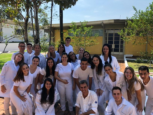 7º Termo de Medicina Veterinária visita frigorífico em Bauru
