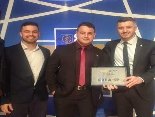 Aluno de Engenharia Civil da UniFSP recebe premiação do Prêmio CREA-SP