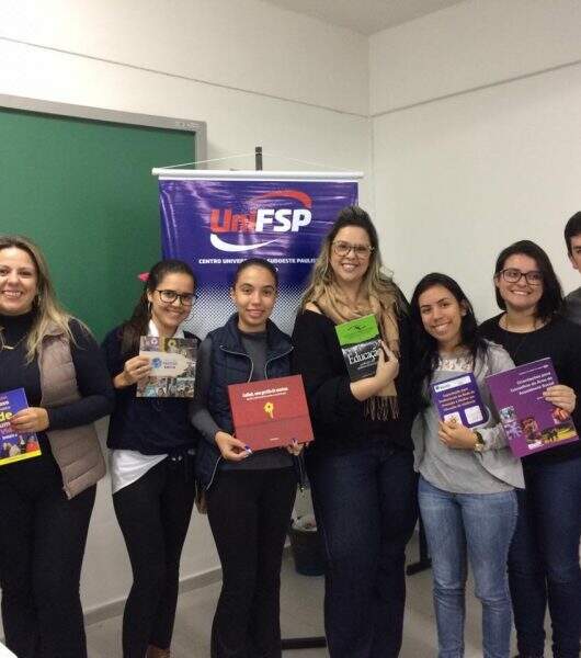 27 de Maio - Palestra: Conhecendo e participando do CRESS.